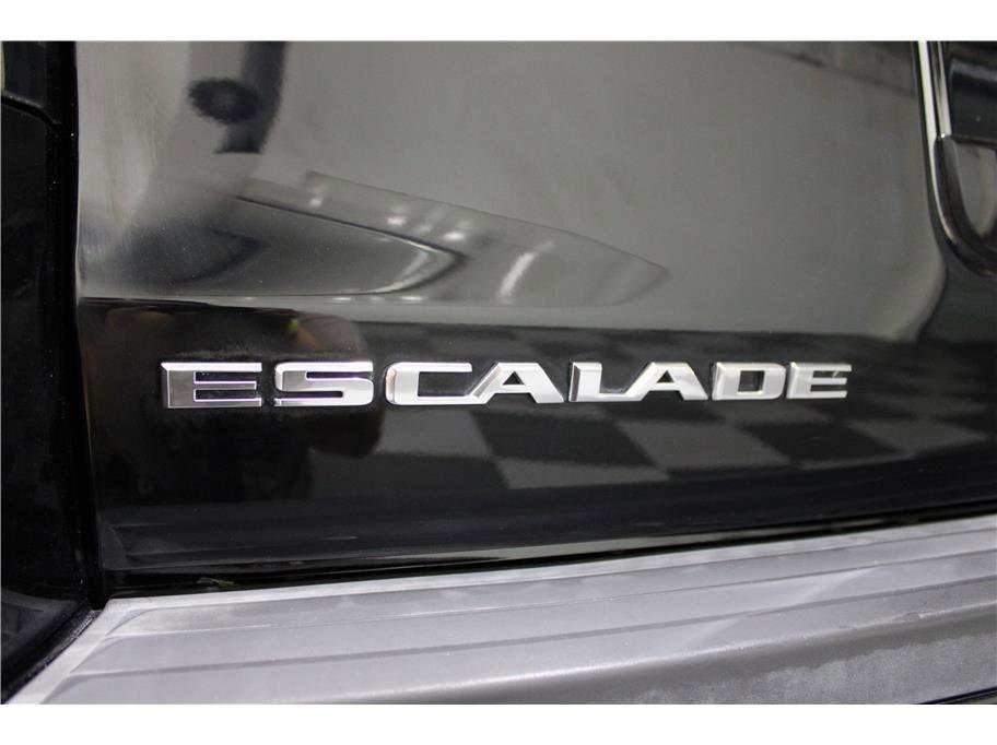 2016 Cadillac Escalade ESV Platinum photo 19