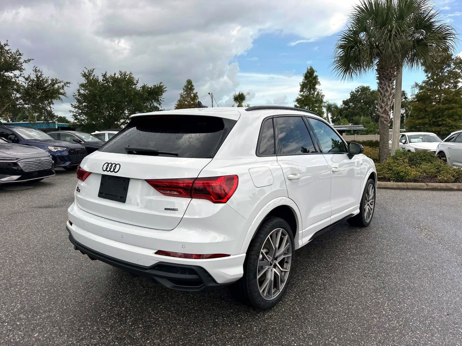 2025 Audi Q3 Premium Plus S line photo 3