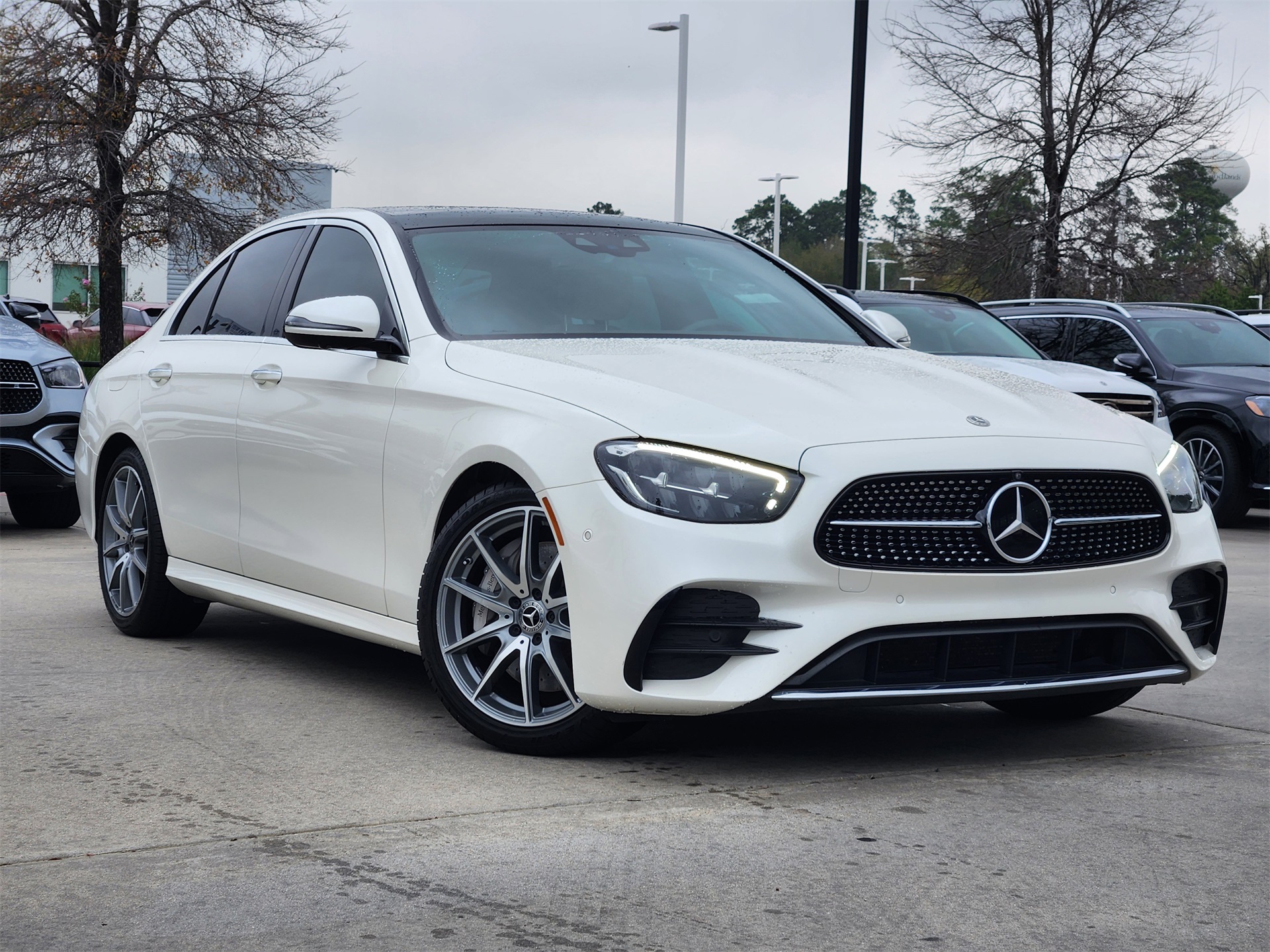 2022 Mercedes-Benz E-Class E350's photo