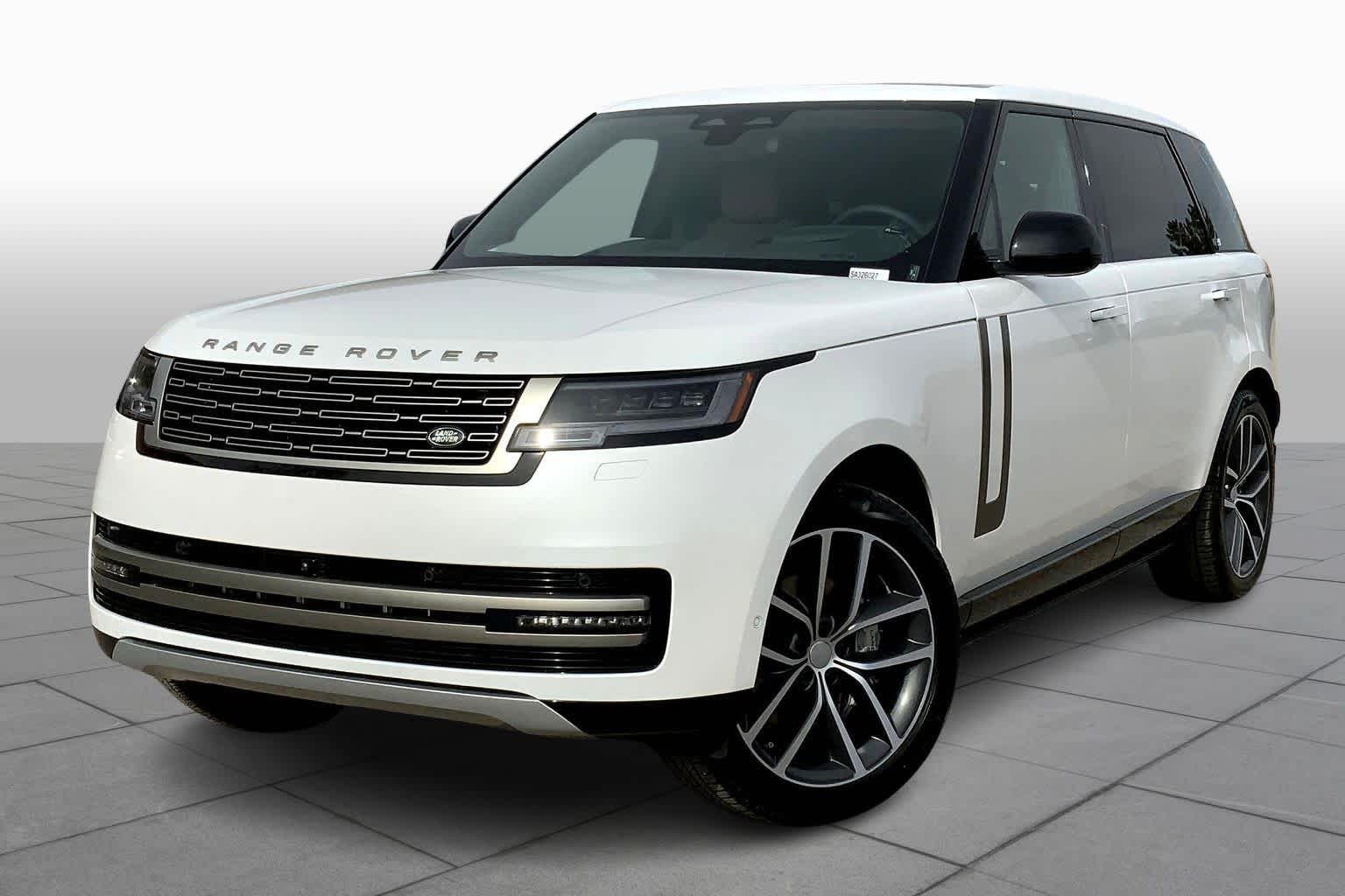 2025 Land Rover Range Rover SE's photo