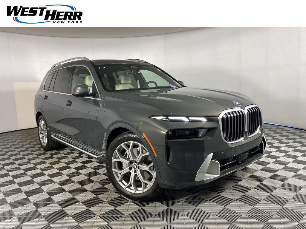 2026 BMW X7 40i's photo