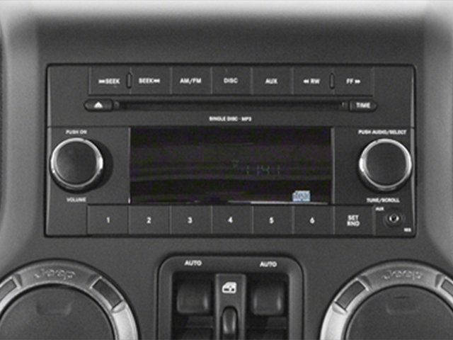 2014 Jeep Wrangler Unlimited Sport photo 2