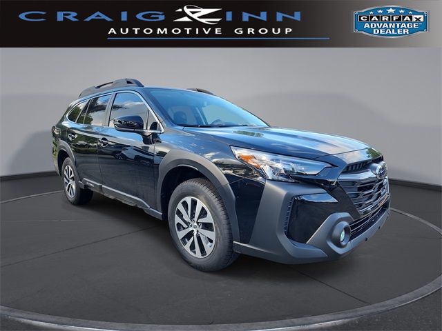 2025 Subaru Outback Premium's photo