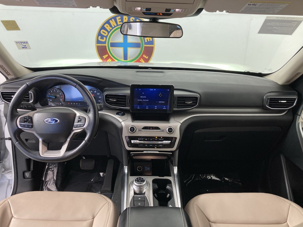 2023 Ford Explorer XLT photo 6