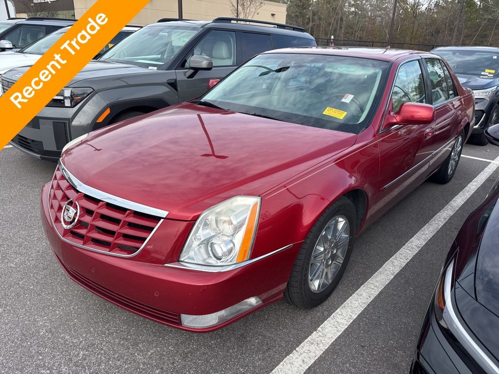 2010 Cadillac DTS Premium Collection's photo