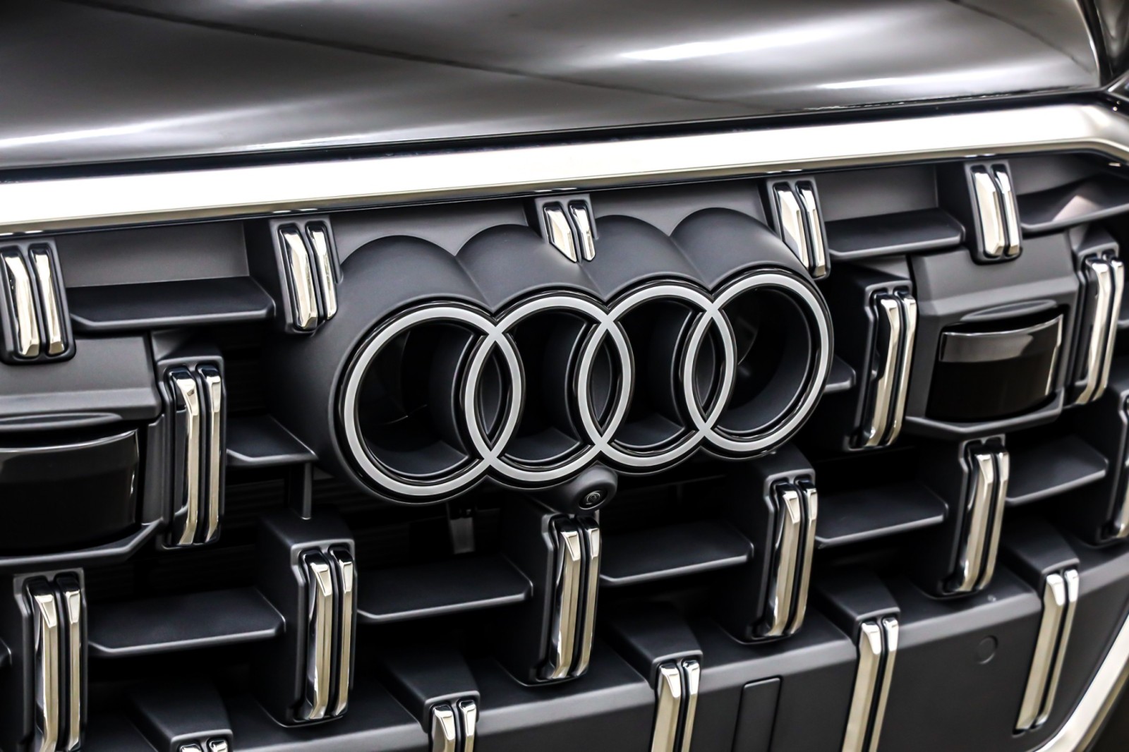 New 2025 Mythos Black Metallic Audi Premium Plus 55 TFSI quattro image 13