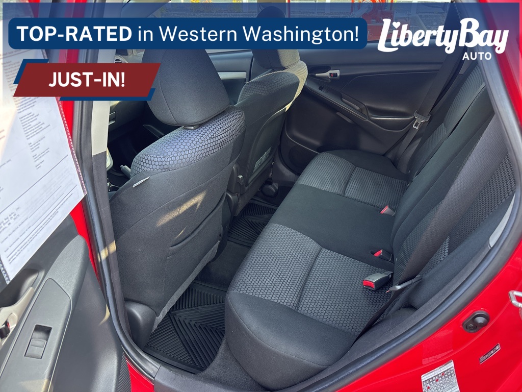 2010 Toyota Corolla Matrix L 4WD photo 6