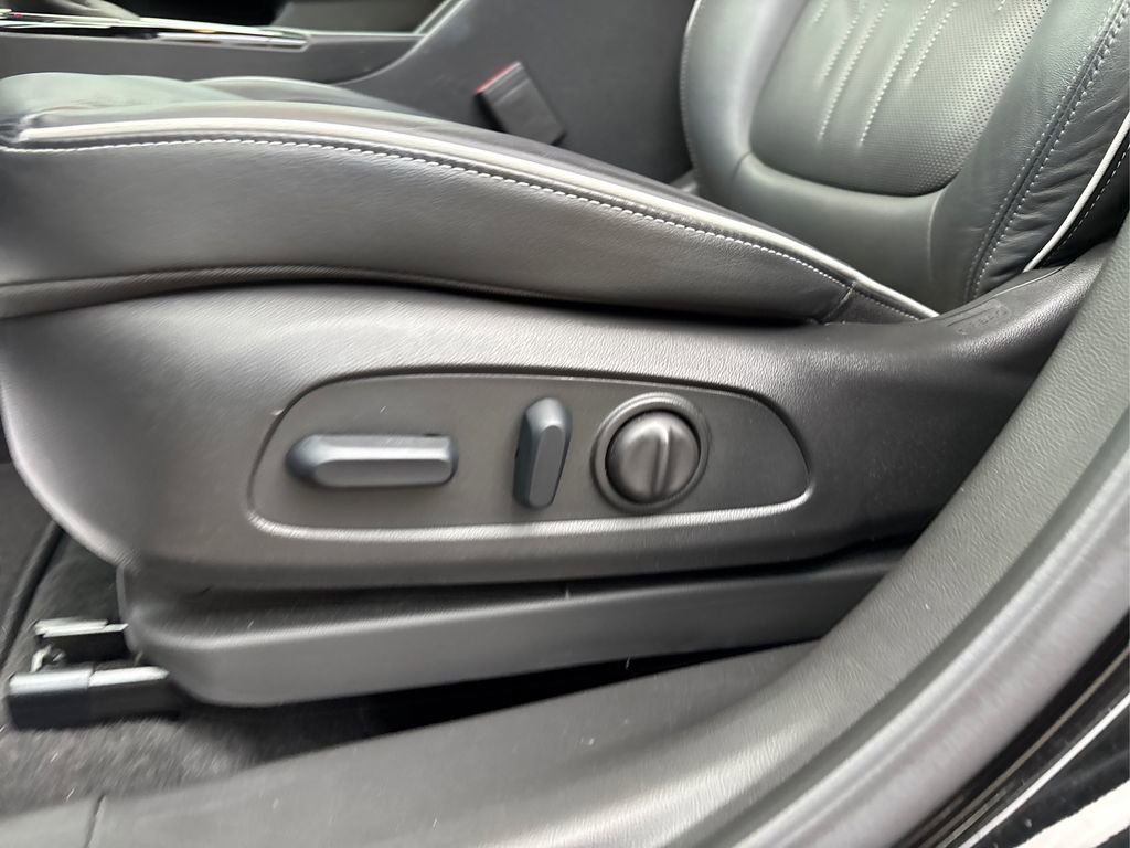 2024 Buick Encore GX Avenir photo 35