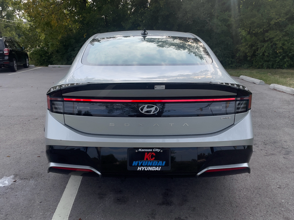 2024 Hyundai Sonata Hybrid SEL photo 4