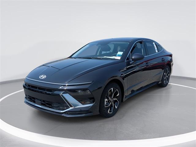 2025 Hyundai Sonata SEL's photo