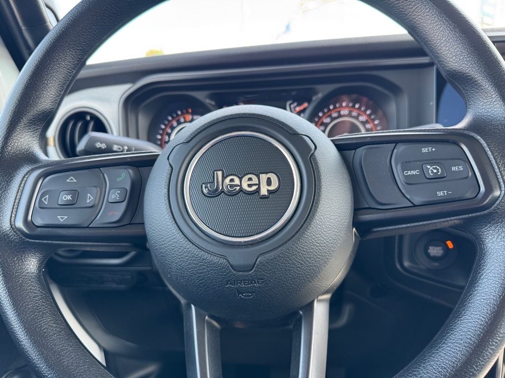 2024 Jeep Gladiator Sport photo 15