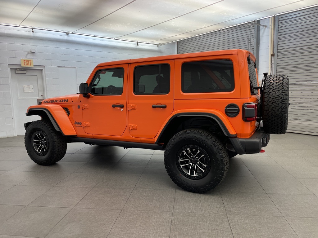 2025 Jeep Wrangler Rubicon High Tide photo 4