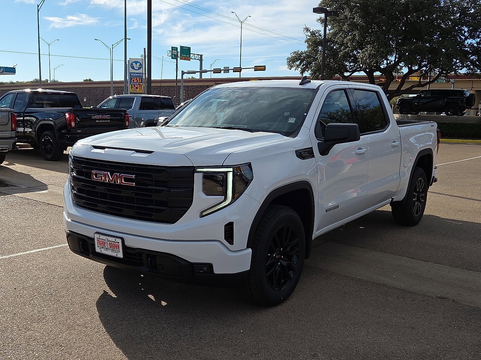 2026 GMC Sierra 1500 Elevation's photo