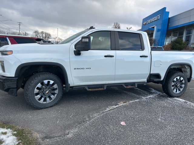 2022 Chevrolet Silverado 2500HD Custom photo 4