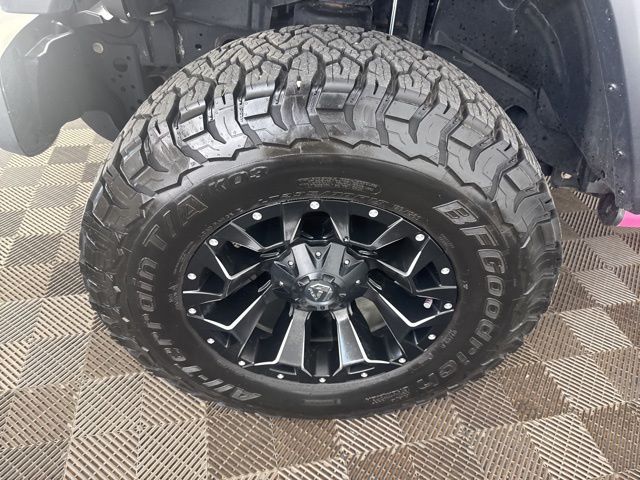 2020 Jeep Wrangler Unlimited Sahara photo 29