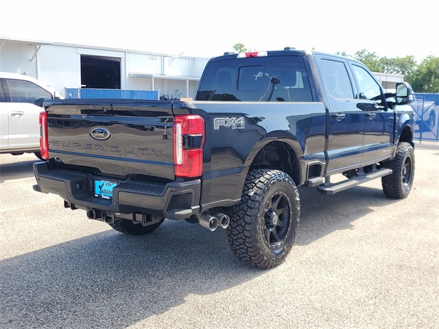 2025 Ford F-250 Lariat photo 4
