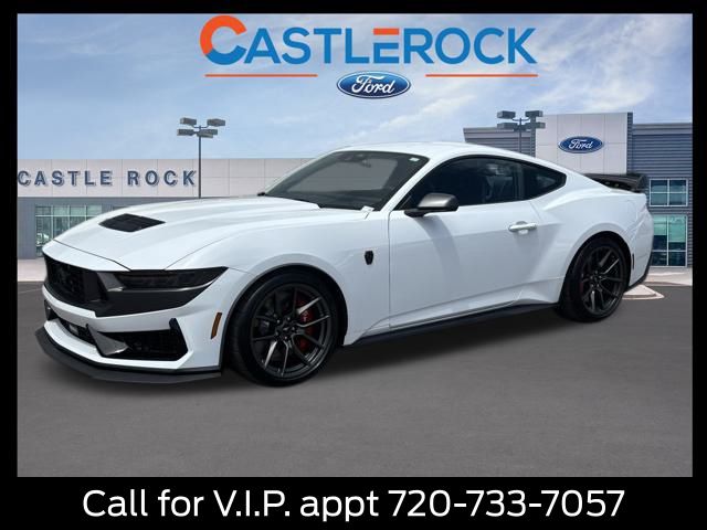 2025 Ford Mustang Dark Horse's photo