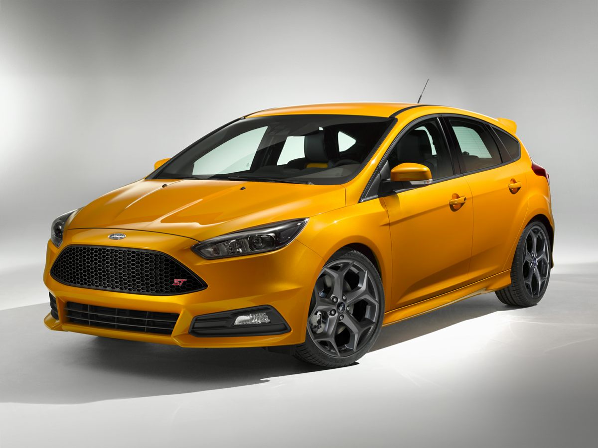 2016 Ford Focus ST's photo