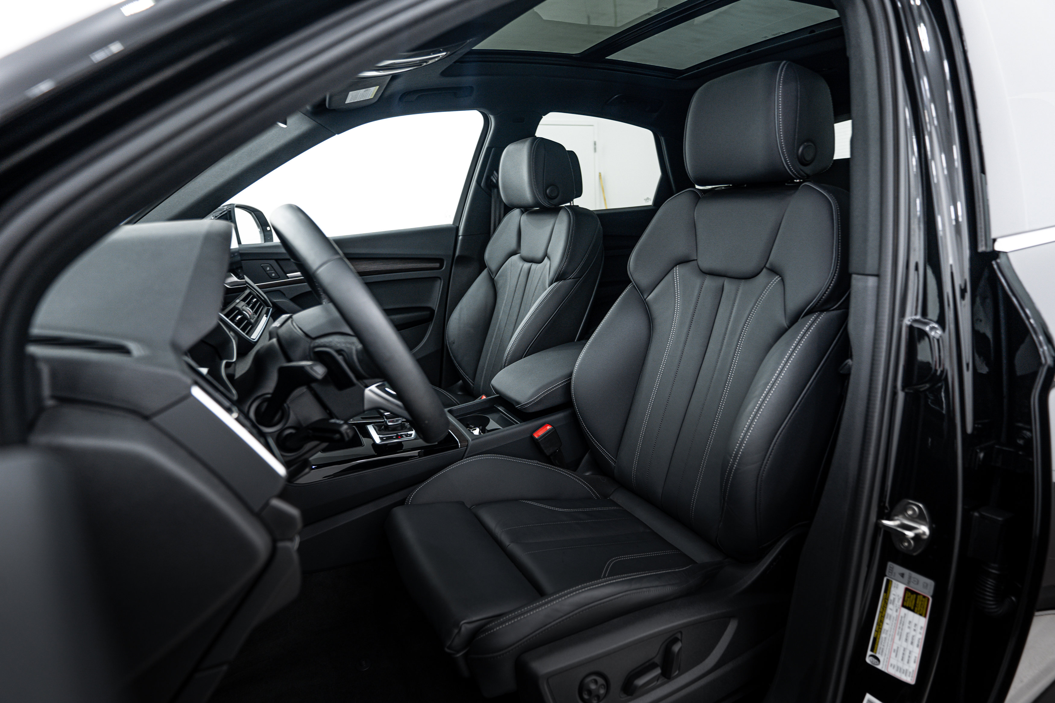 2025 Audi Q5 Sportback S line Premium photo 8