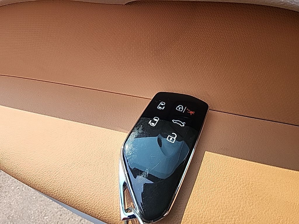 2025 Volkswagen ID. Buzz photo 25