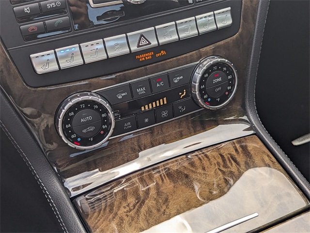 2015 Mercedes Benz SL 400 photo 20