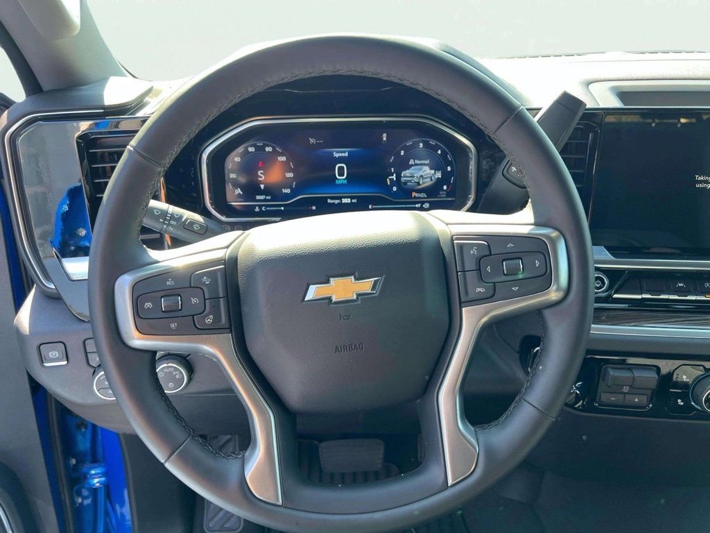 2025 Chevrolet Silverado 1500 LT photo 8