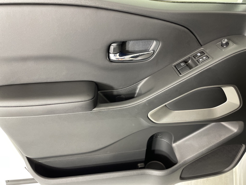 2025 Nissan Frontier King Cab SV photo 14