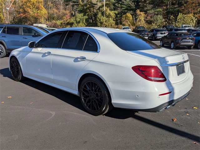 2017 Mercedes Benz E 300 Sedan photo 2