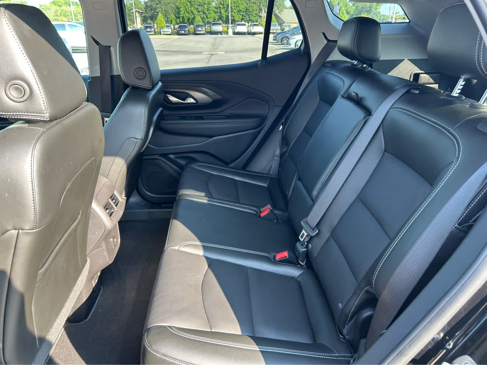2024 Gmc Terrain SLT photo 9