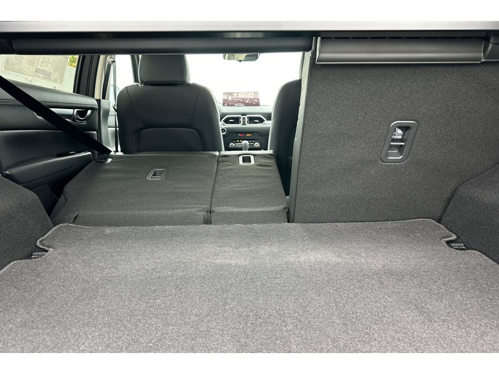 2025 Mazda CX-5 2.5 Select photo 14