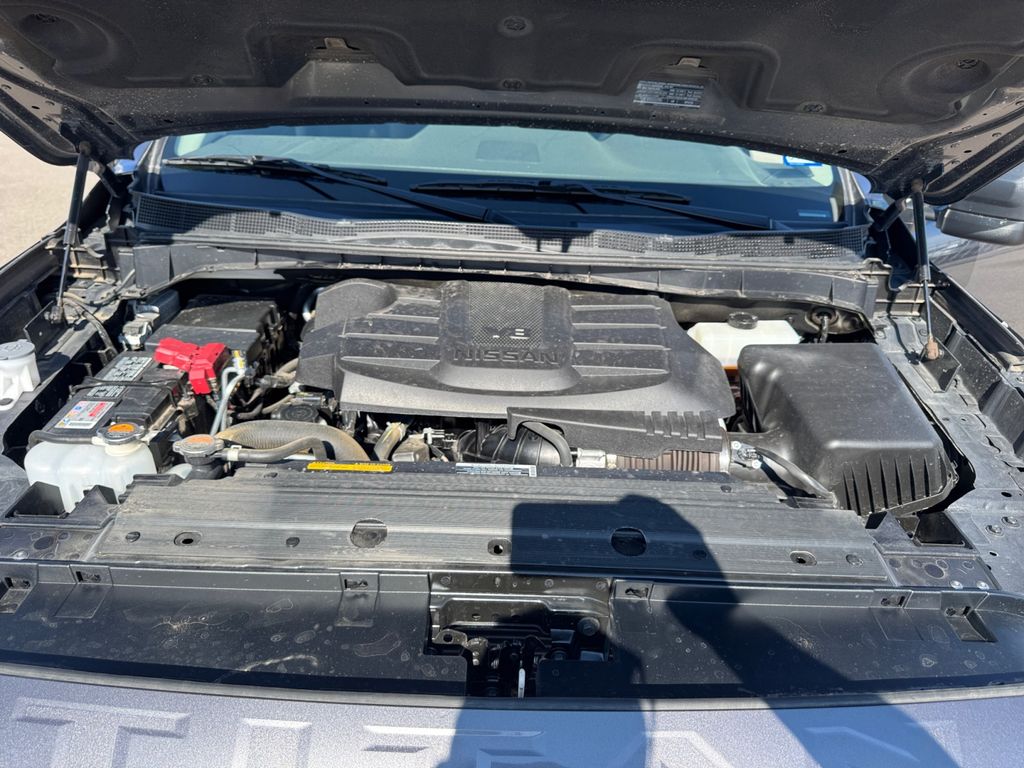 2024 Nissan Titan SV photo 19
