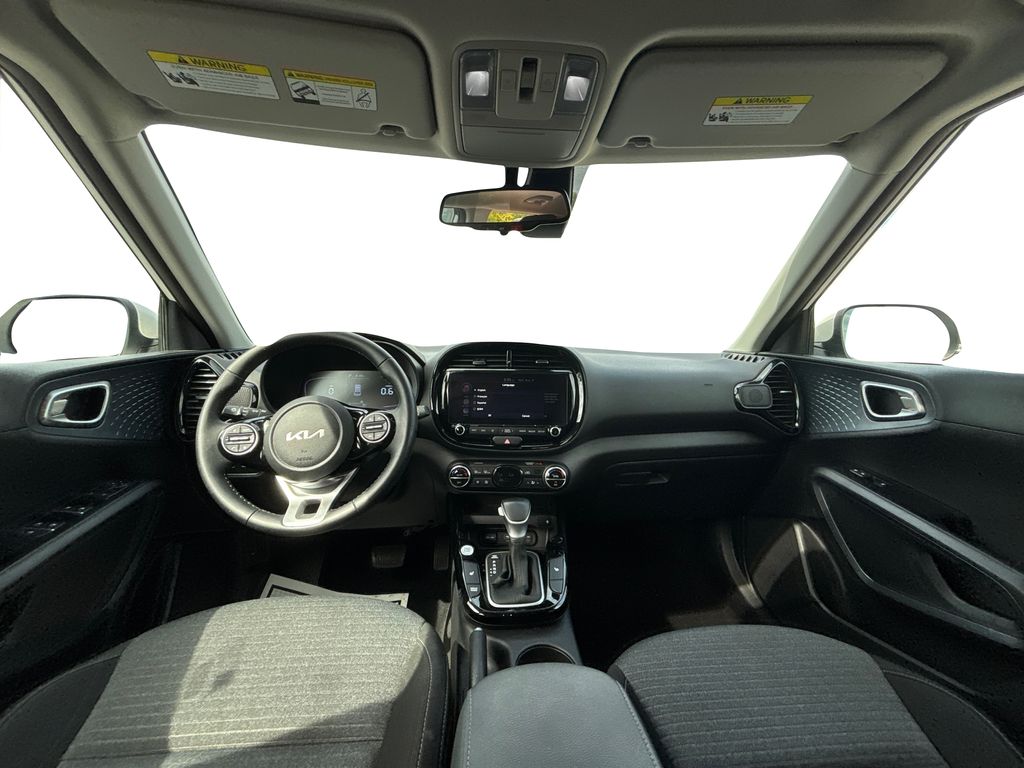 2023 Kia Soul EX photo 16