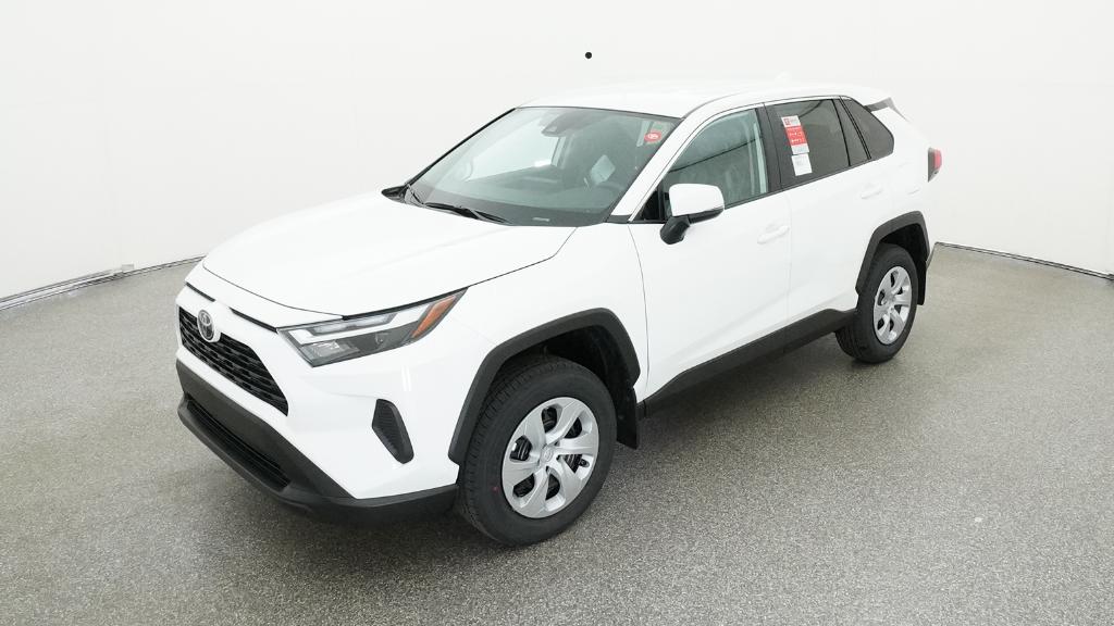 2025 Toyota RAV4 LE's photo