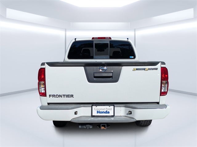 2014 Nissan Frontier Desert Runner photo 4