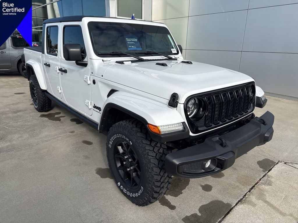 2024 Jeep Gladiator Willys's photo