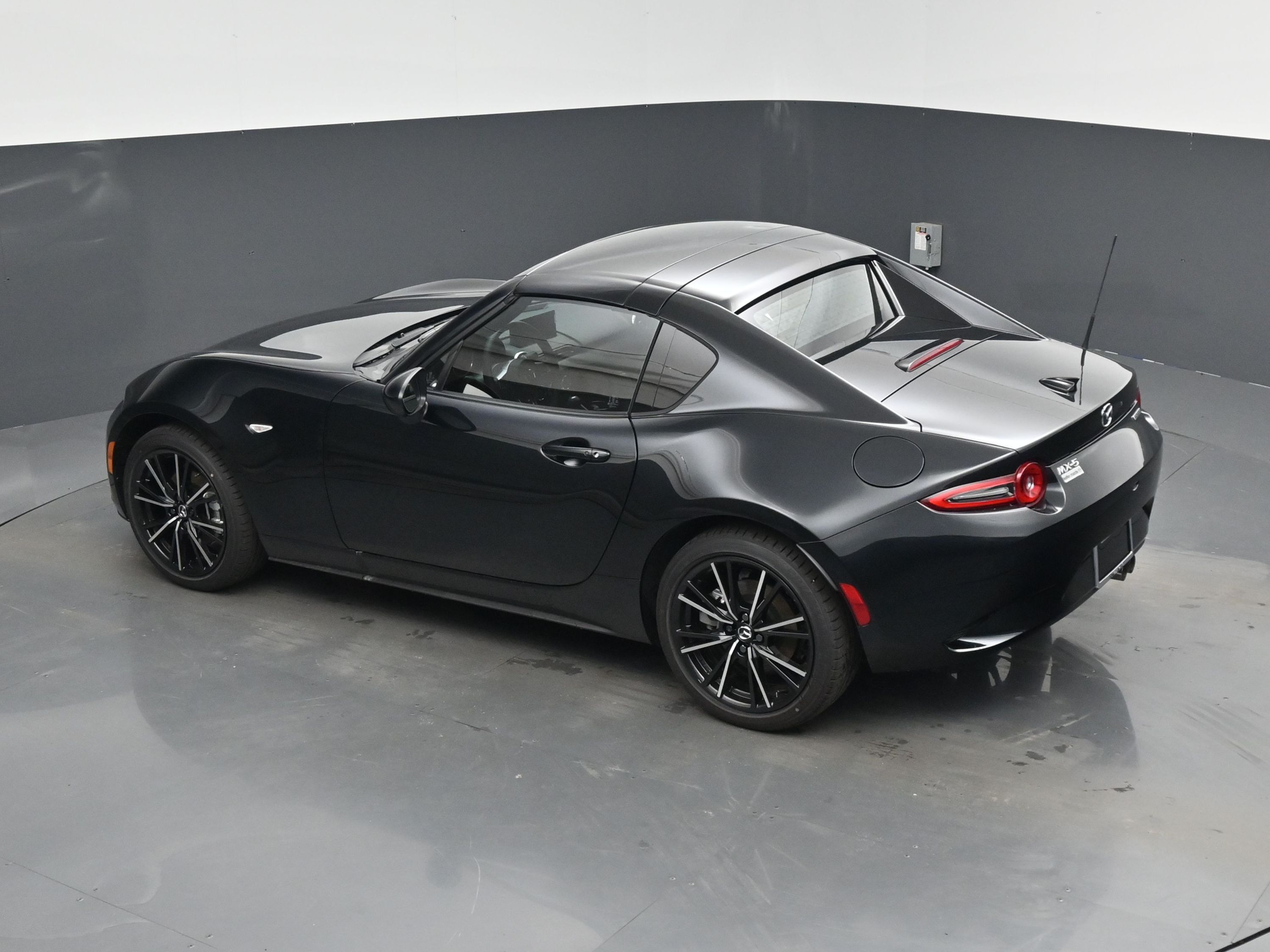 2025 Mazda MX-5 Miata Miata RF Grand Touring photo 13