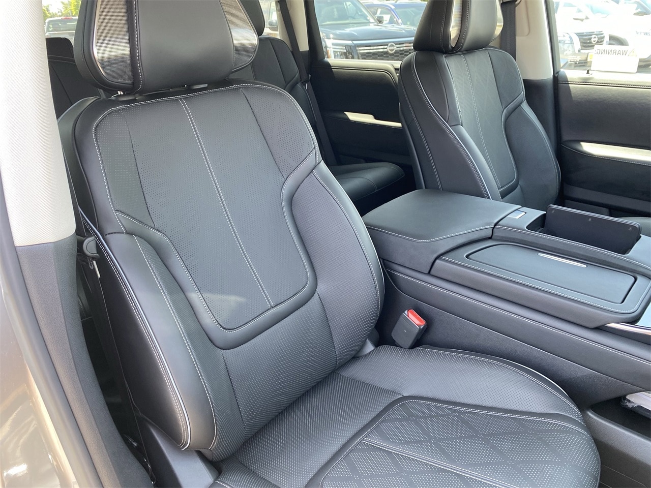 2025 Infiniti QX80 Sensory photo 10