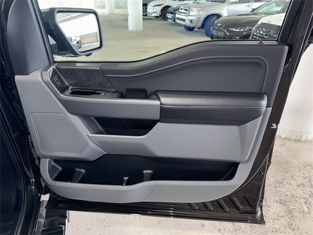 2024 Ford F-150 XLT photo 8