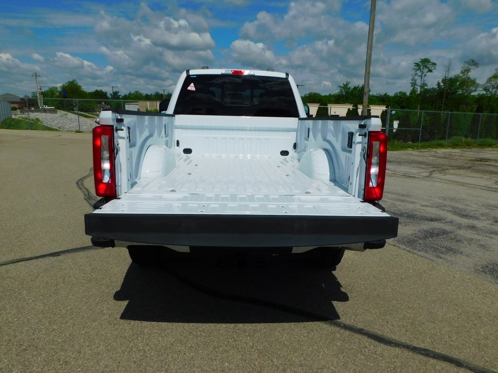 2025 Ford F-350 XL photo 7