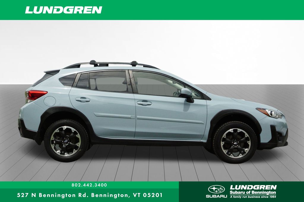 2021 Subaru Crosstrek Premium photo 2