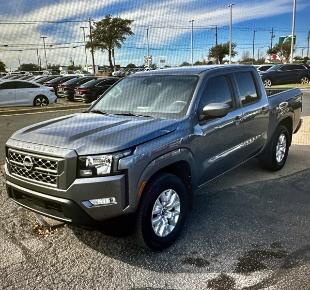 2024 Nissan Frontier SV's photo