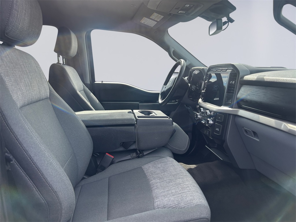 2021 Ford F-150 XLT photo 17