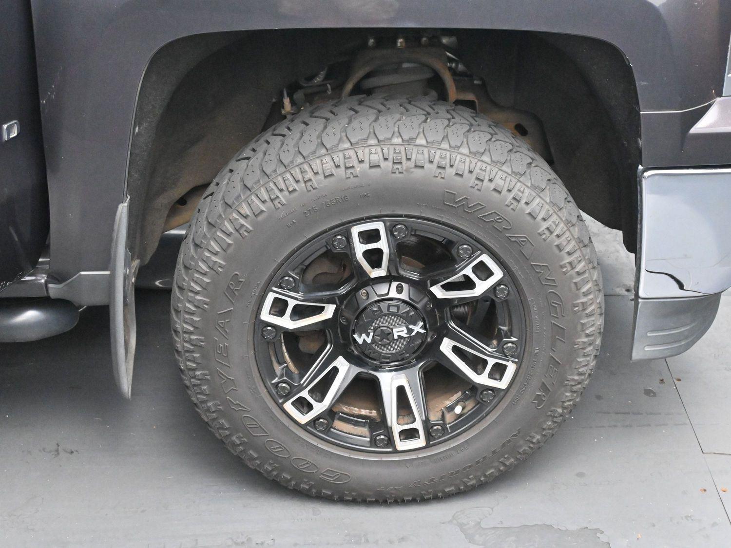 2014 Chevrolet Silverado 1500 LT photo 26
