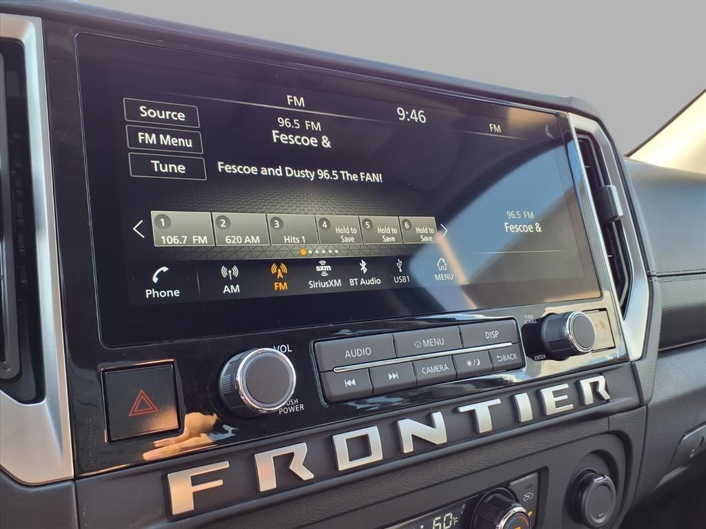 2025 Nissan Frontier SV photo 4