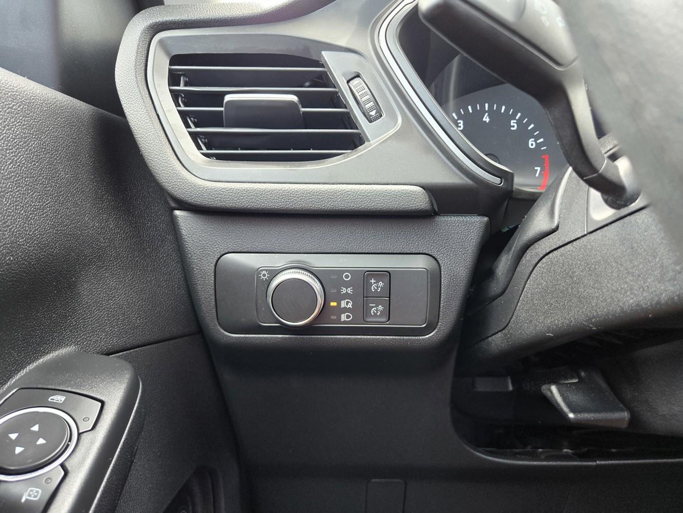 2022 Ford Escape S photo 19