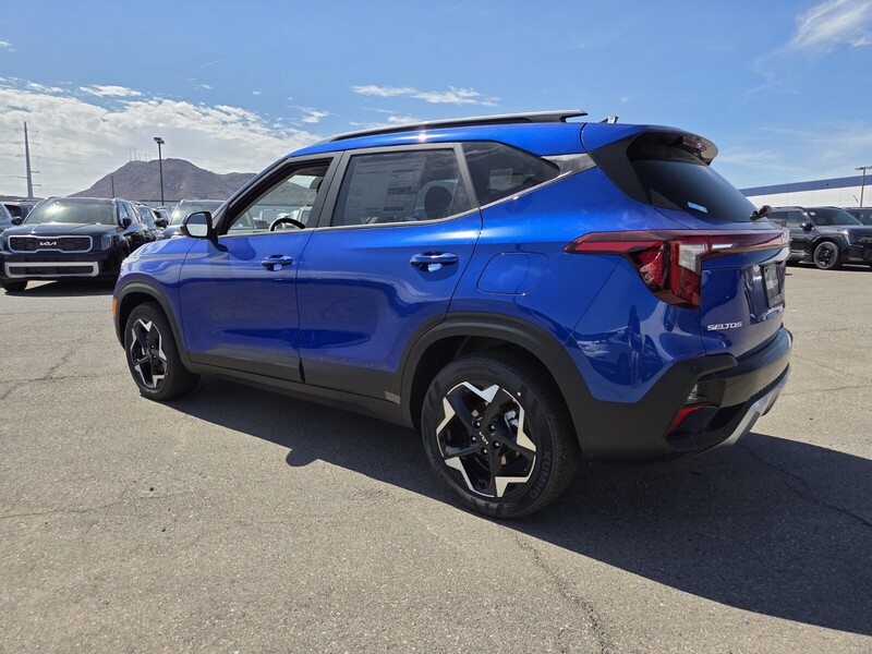 2026 Kia Seltos S photo 4