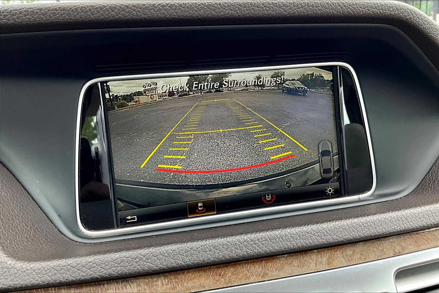 2016 Mercedes Benz E 350 photo 23