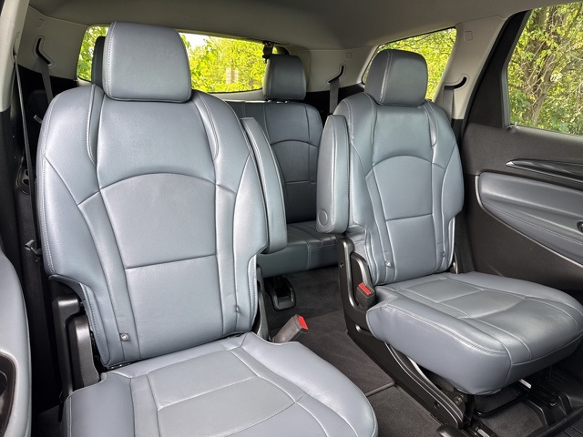 2019 Buick Enclave Essence photo 10