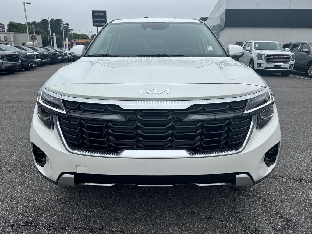 2025 Kia Seltos S photo 8