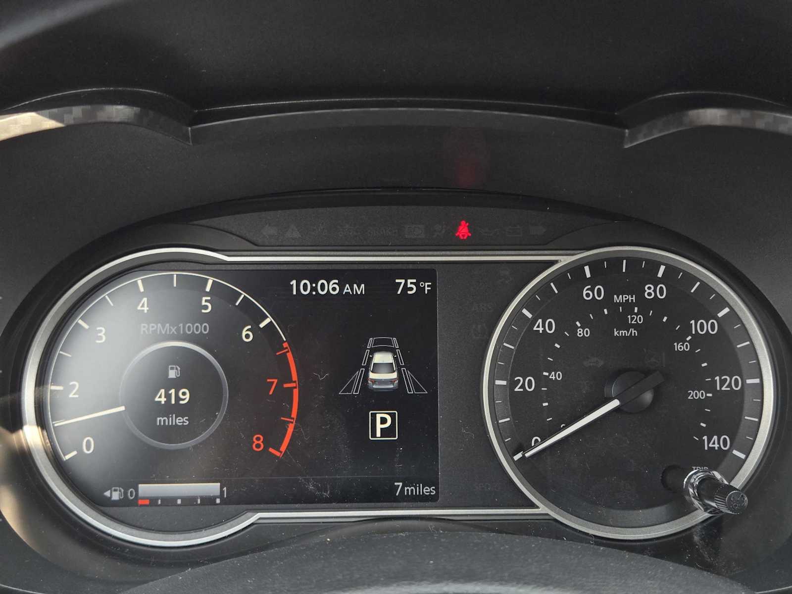 2025 Nissan Versa SV photo 22